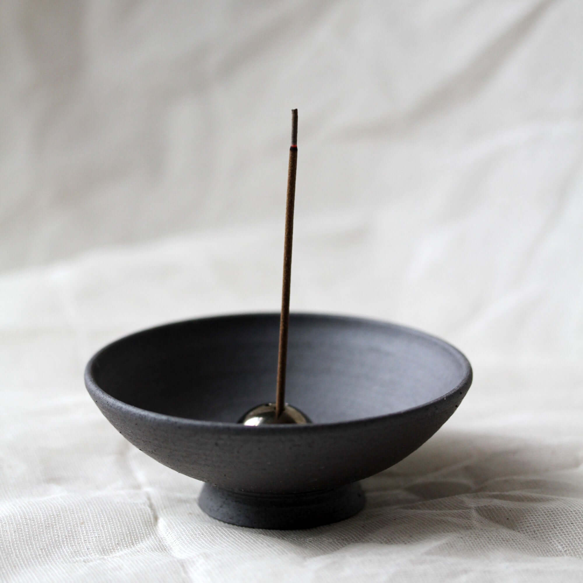 Mineral Purple, Incense Chalice in Terracotta. Zen. Artisan Made – Ume